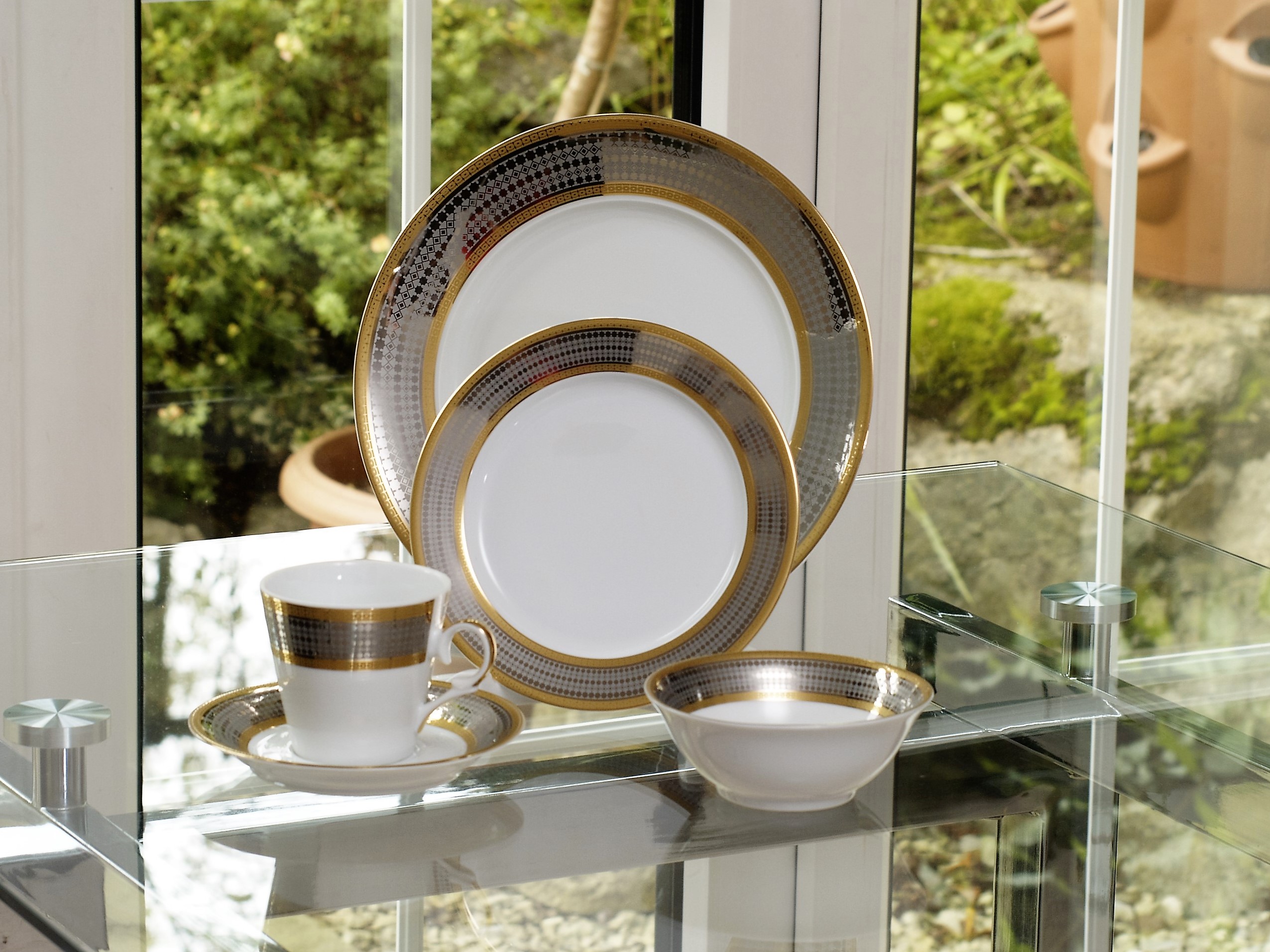 ROYAL BLEND 28 PIECE DINNER SET - 28 Luxury Piece Dinner Set Tableware