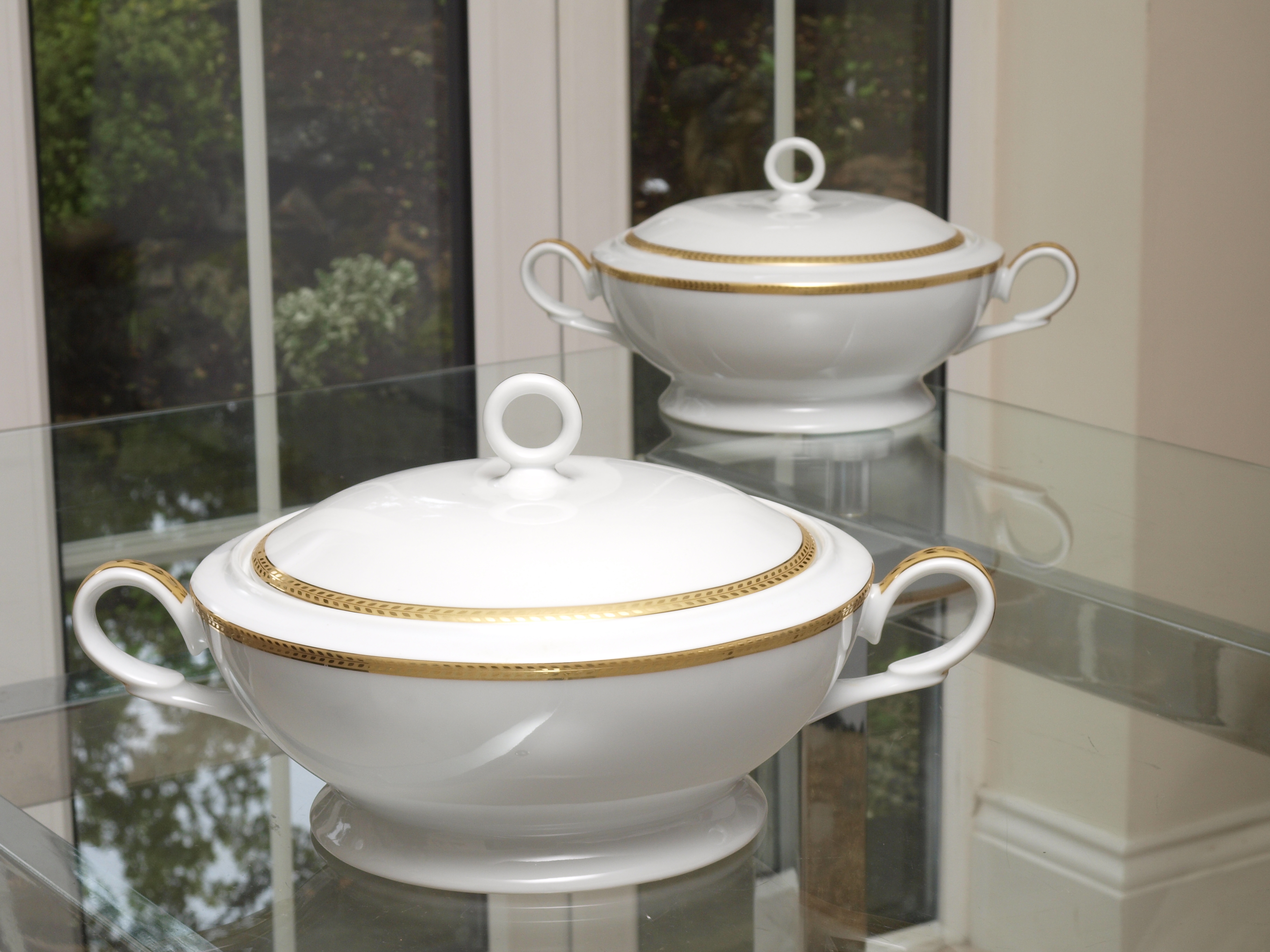 ETERNITY CLASSIC GOLD 68 PIECE DINNER SERVICE 68 Piece Dinner