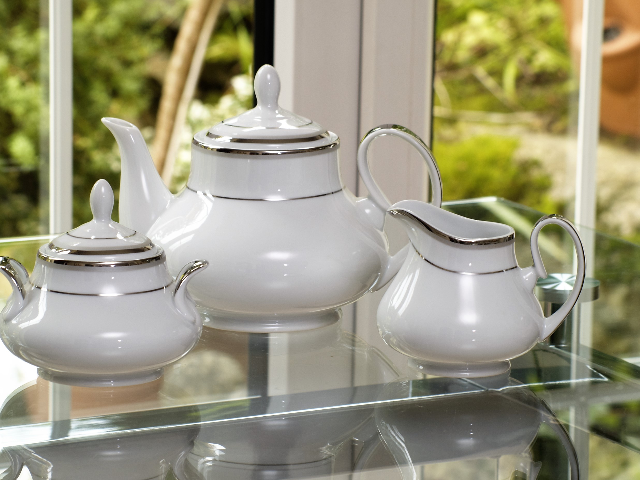 INNOVA PLATINUM 22 PIECE TEA SET